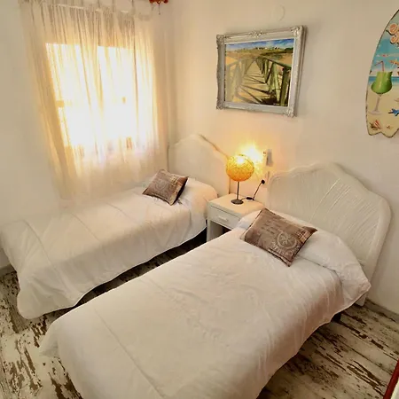 Felicidad Apartment